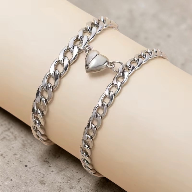 Verbundende Herzen Partnerarmband Set - magnetische Herzen für Paare